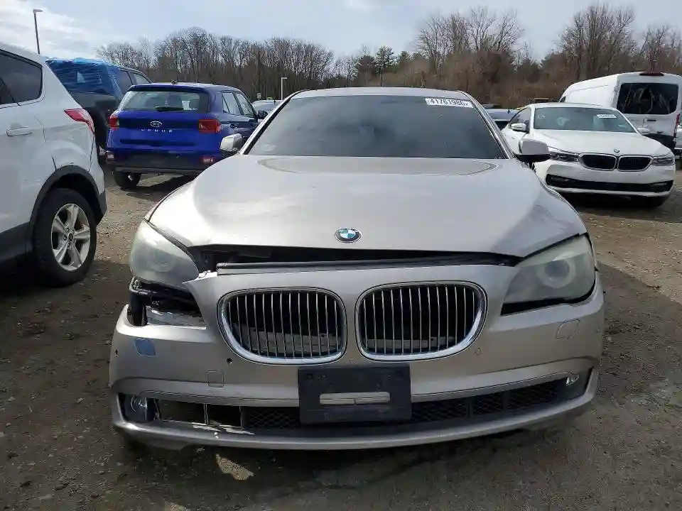 WBAKC8C5XAC430220 2010 BMW 7 SERIES-4