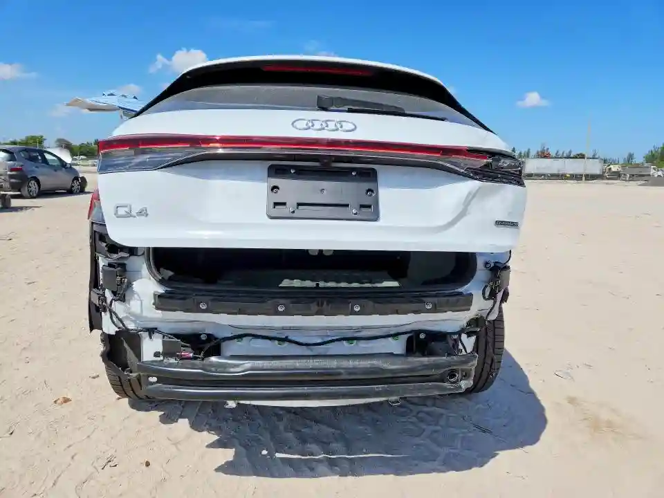 WA1KUBFZ7RP053839 2024 AUDI Q4 E-TRON-5