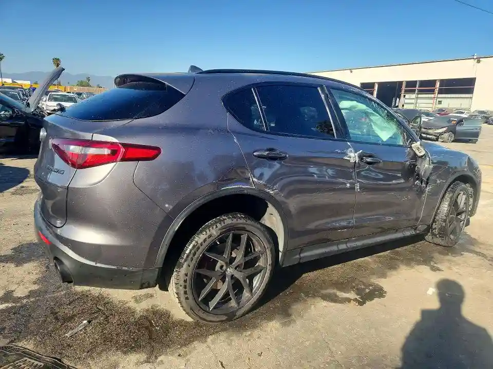 ZASPAJAN2L7C74055 2020 ALFA ROMEO STELVIO-2