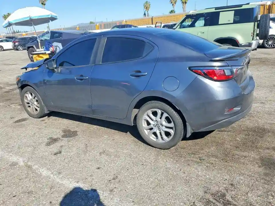 3MYDLBYVXHY151323 2017 TOYOTA YARIS-1