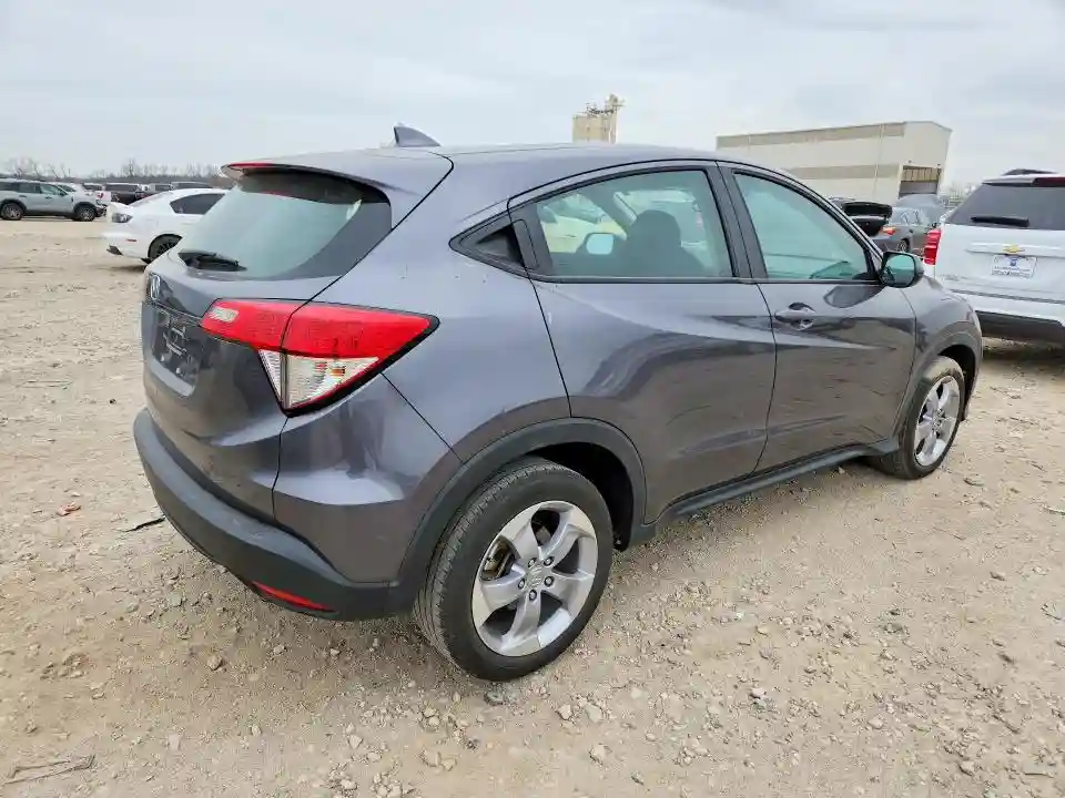 3CZRU5H3XNM723165 2022 HONDA HR-V-2