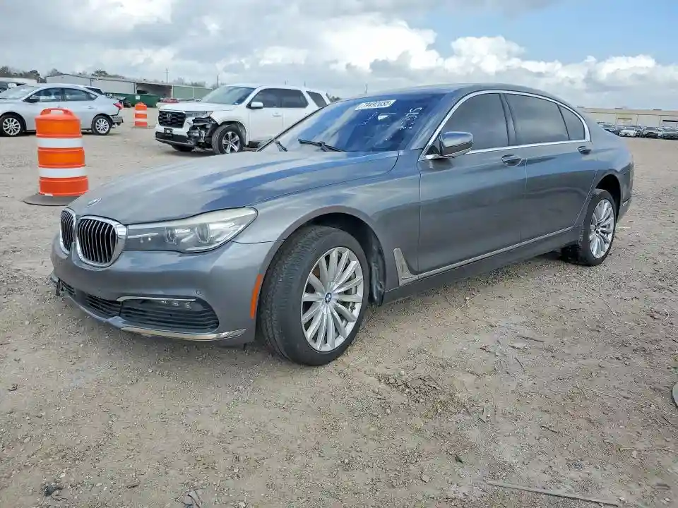WBA7E2C5XHG740075 2017 BMW 7 SERIES-0