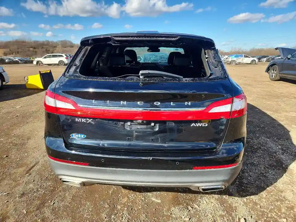 2LMPJ8KR6JBL22258 2018 LINCOLN MKX-5