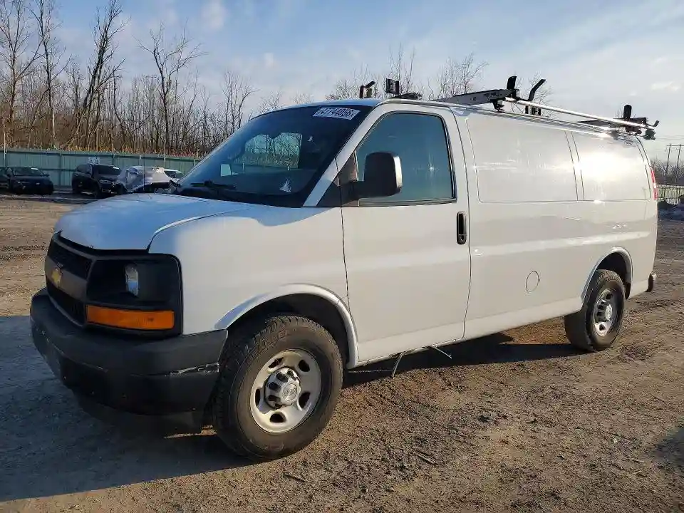 1GCWGAFF9H1162061 2017 CHEV EXPRESS-0