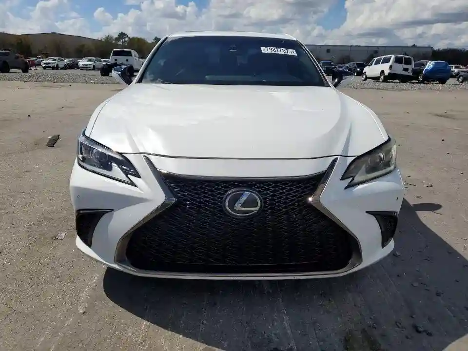 58ABZ1B10KU026821 2019 LEXUS ES350-4