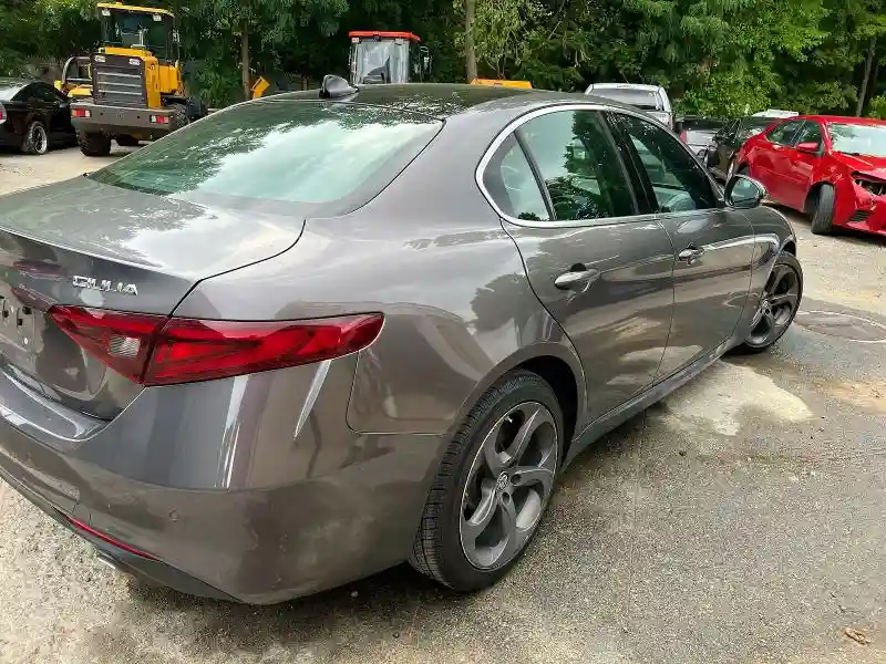 ZARFAEEN9H7544398 2017 ALFA ROMEO GIULIA-3