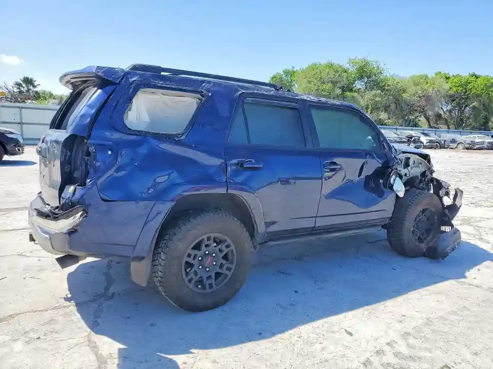 JTEPU5JR2R6233428 2024 TOYOTA 4RUNNER-2