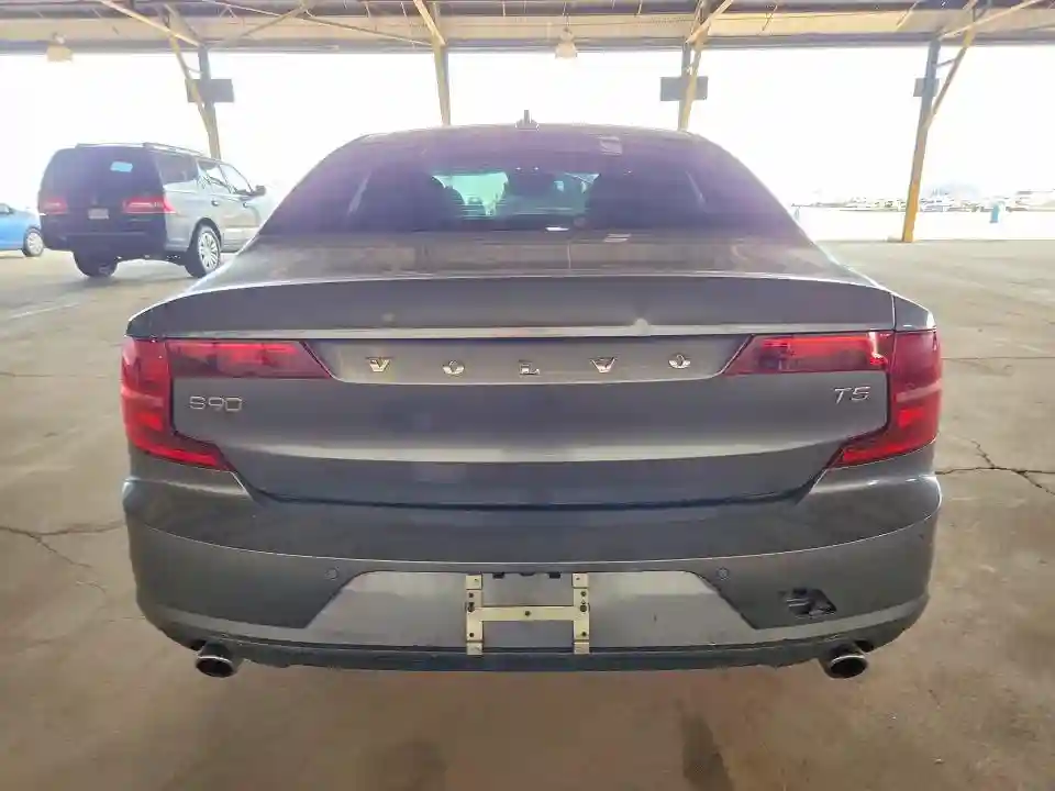 YV1102AK6H1008488 2017 VOLVO S90-5