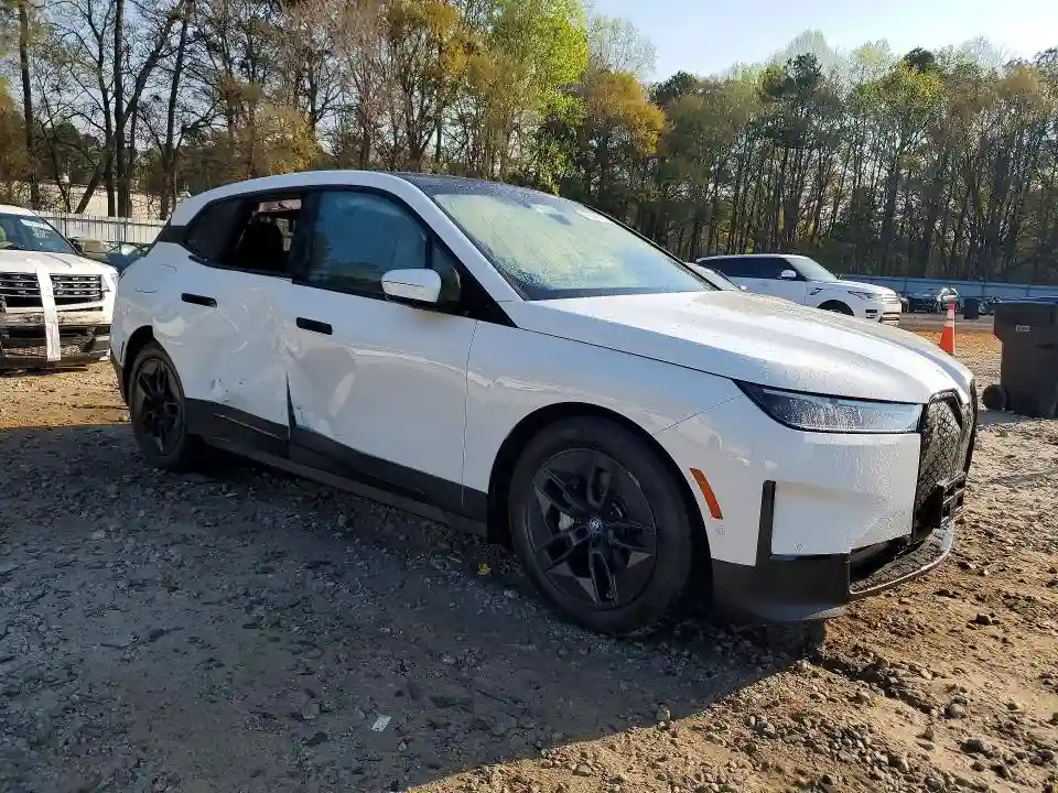 WB523CF06PCM41127 2023 BMW ALL OTHER-3