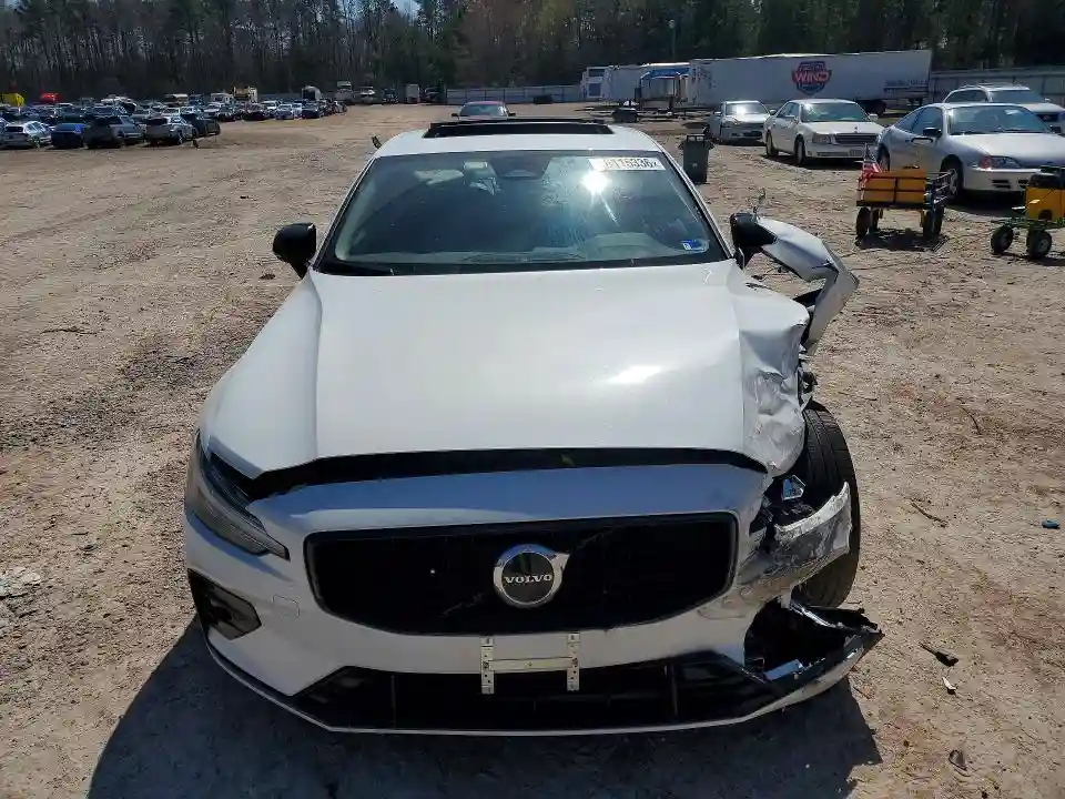 7JRL12TK9RG320281 2024 VOLVO S60 CORE-4