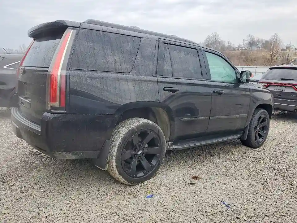 1GYS4BKJ6KR135944 2019 CADILLAC ESCALADE-2