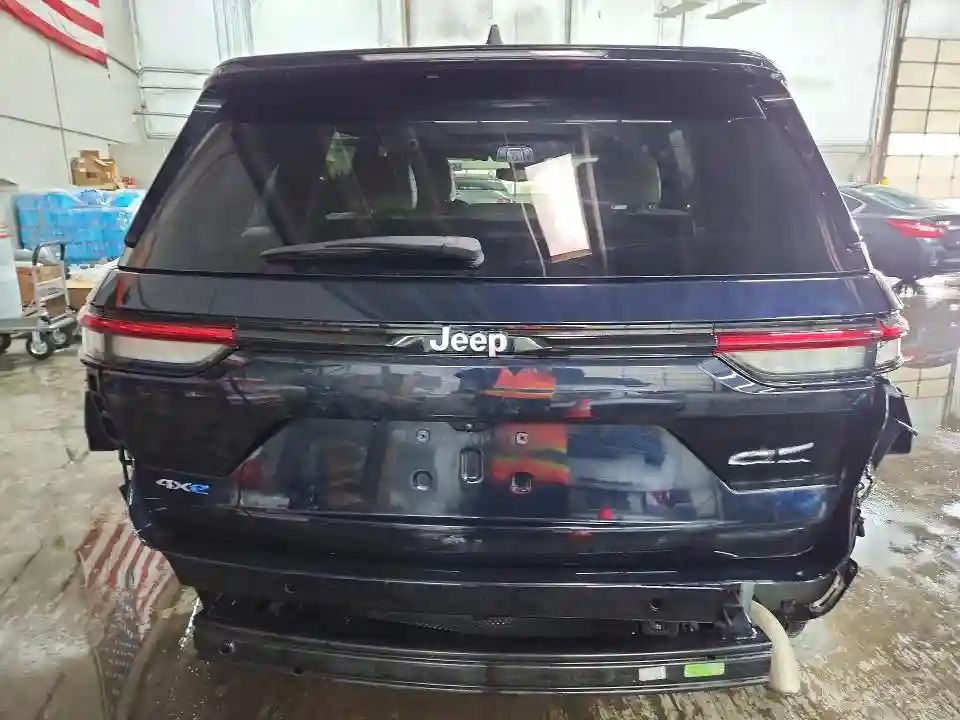 1C4RJYB60R8601931 2024 JEEP CHEROKEE-5