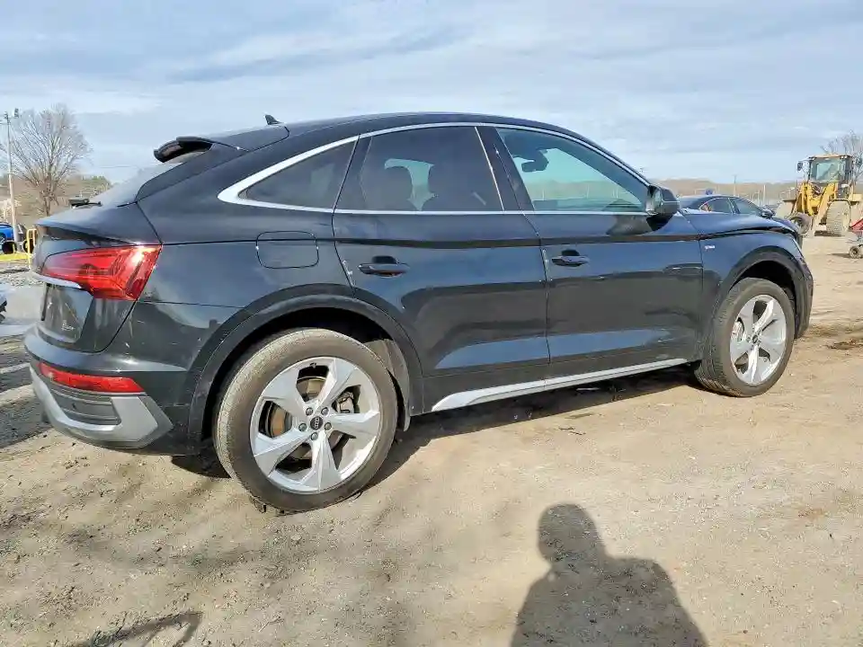 WA15AAFY4M2134892 2021 AUDI Q5-2