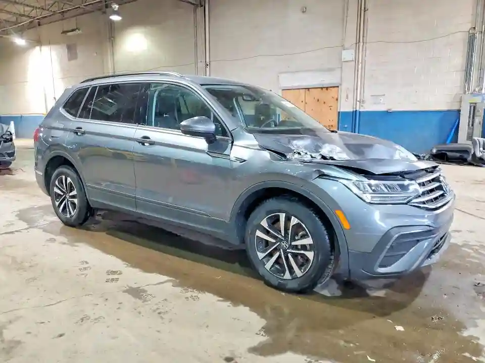 3VVFB7AX4PM075169 2023 VOLKSWAGEN TIGUAN-3