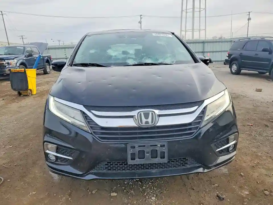 5FNRL6H82JB043656 2018 HONDA ODYSSEY-4