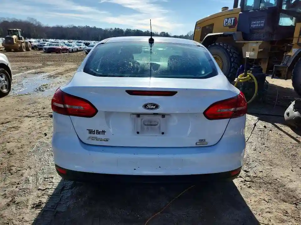1FADP3FE8JL282167 2018 FORD FOCUS-5