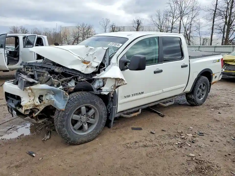 1N6AA0EC9DN310917 2013 NISSAN TITAN-0