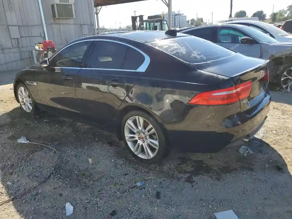 SAJAS4FX0KCP52732 2019 JAGUAR XE-1