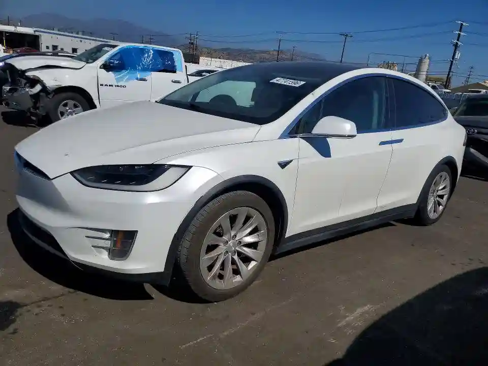 5YJXCAE21HF076779 2017 TESLA MODEL X-0