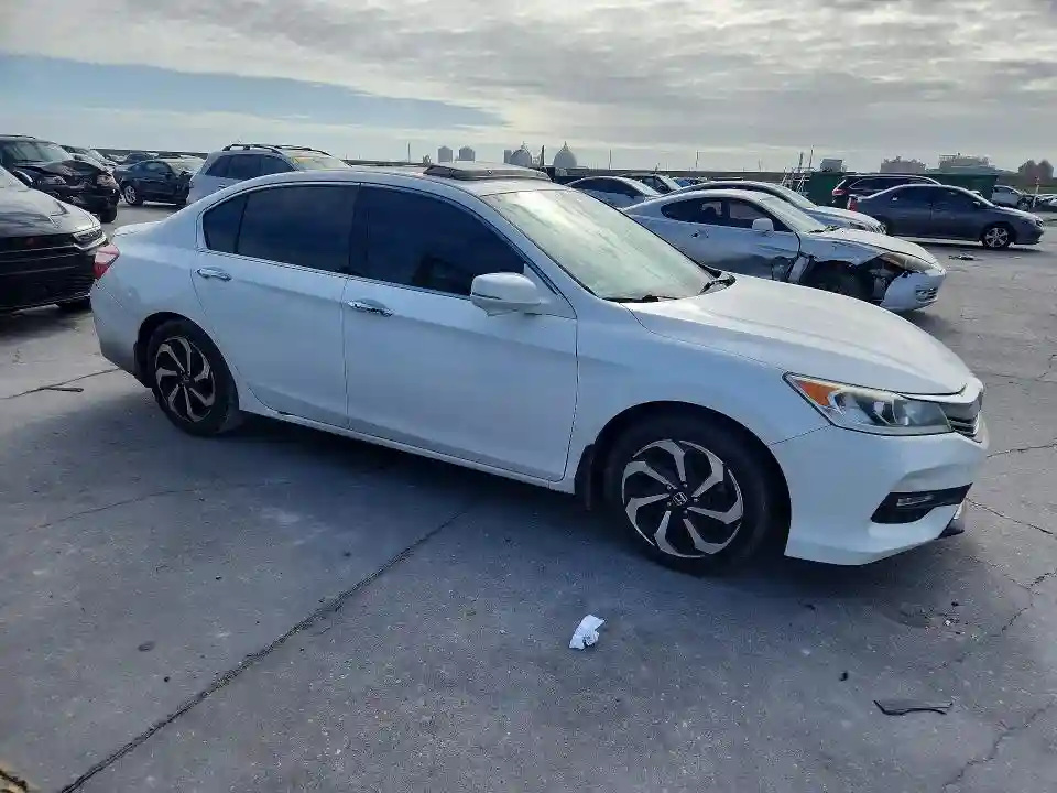 1HGCR3F07GA010459 2016 HONDA ACCORD-3