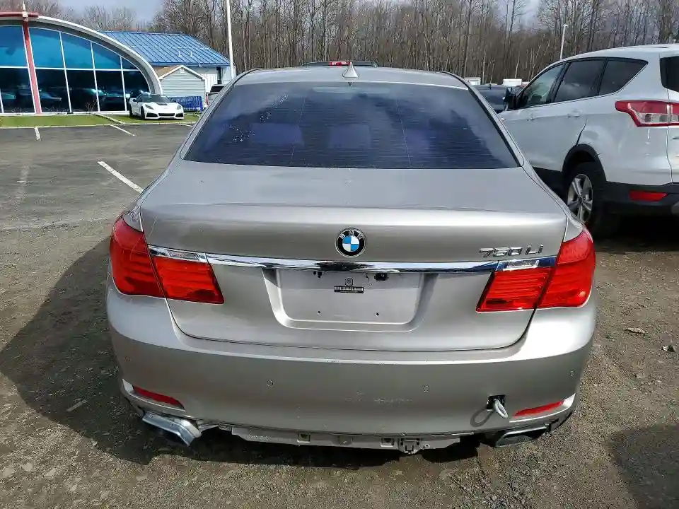 WBAKC8C5XAC430220 2010 BMW 7 SERIES-5