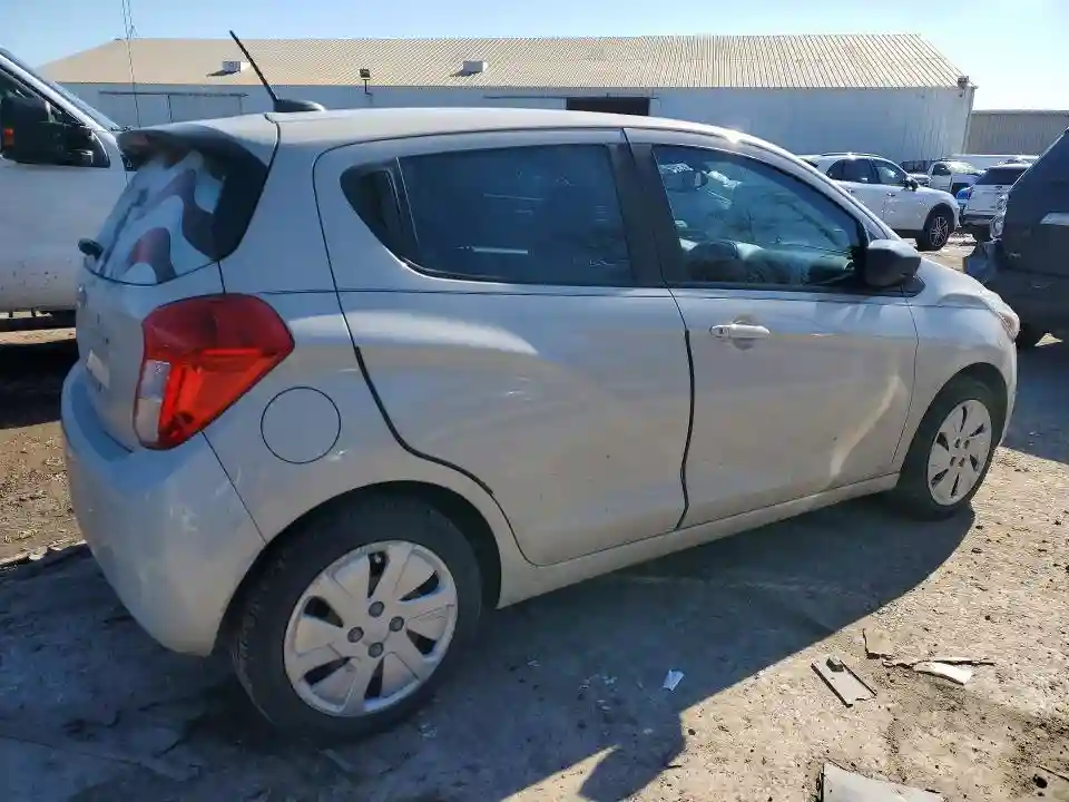 KL8CB6SAXHC826843 2017 CHEVROLET SPARK-2