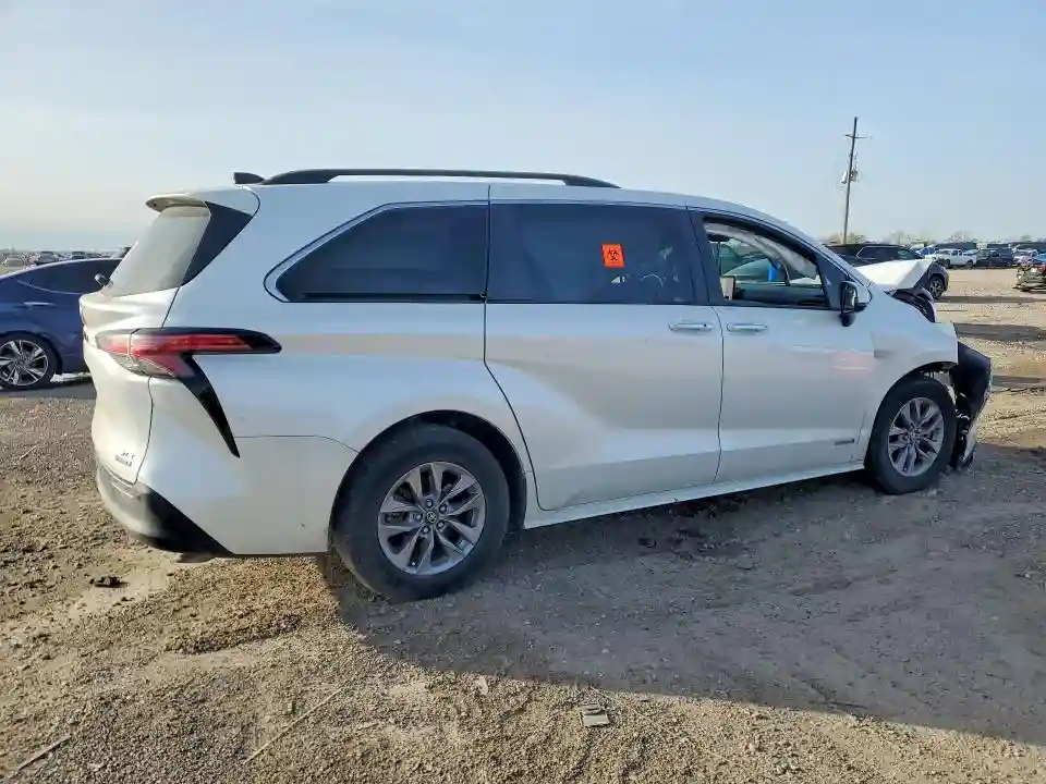 5TDYRKEC3MS034377 2021 TOYOTA SIENNA-2
