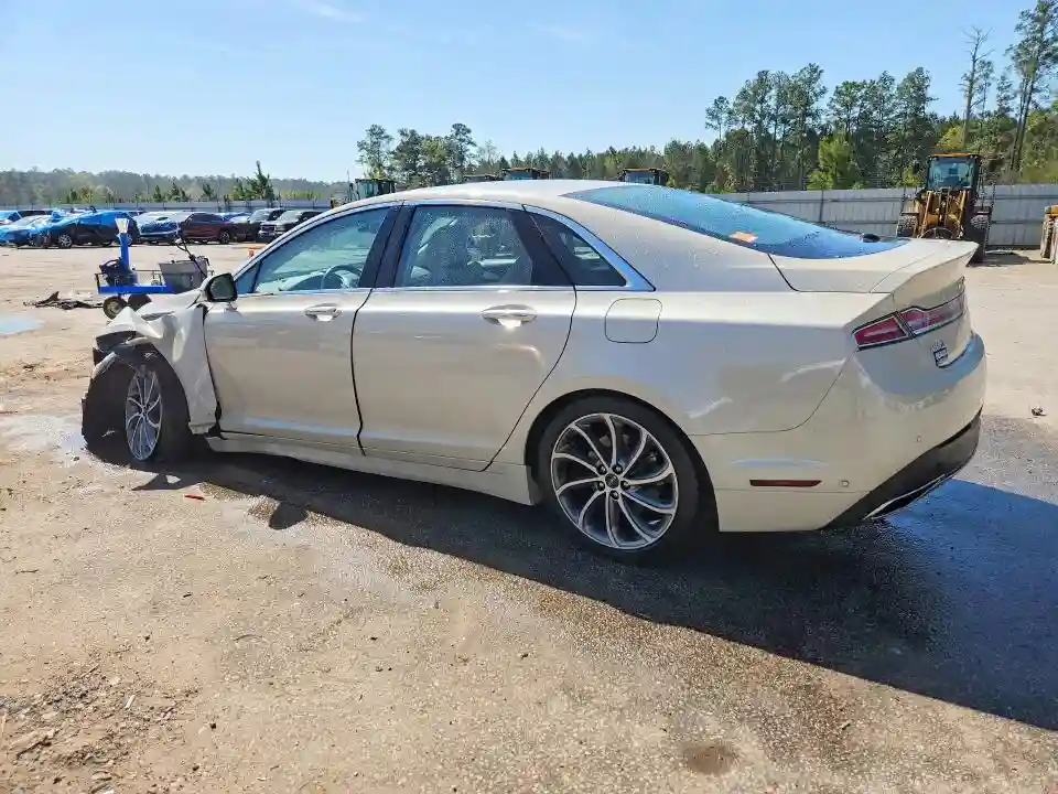 3LN6L5MU6JR607609 2018 LINCOLN MKZ-1