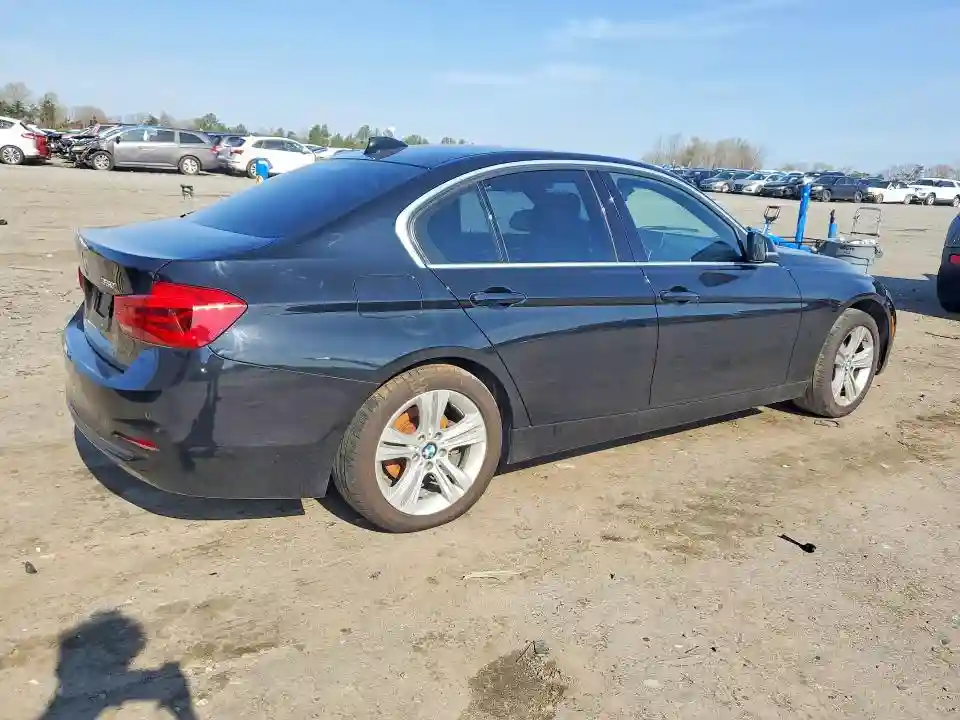 WBA8B9C57HK884685 2017 BMW 3 SERIES-2