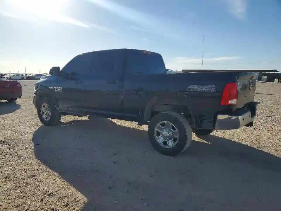3C6UR5CJ7JG189467 2018 RAM 2500-1