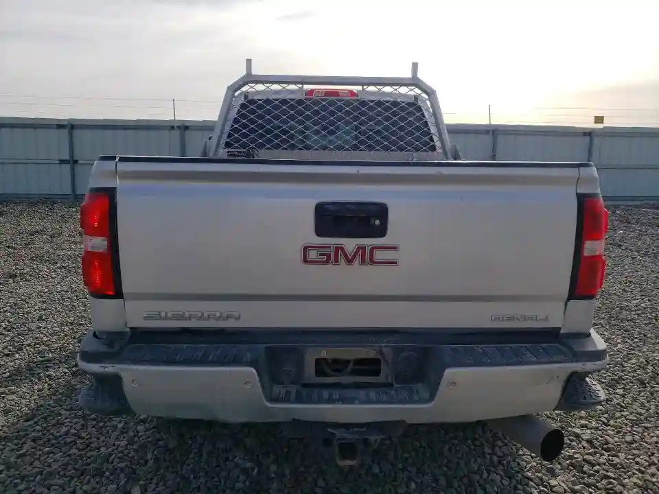 1GT12UEYXJF234245 2018 GMC SIERRA-5