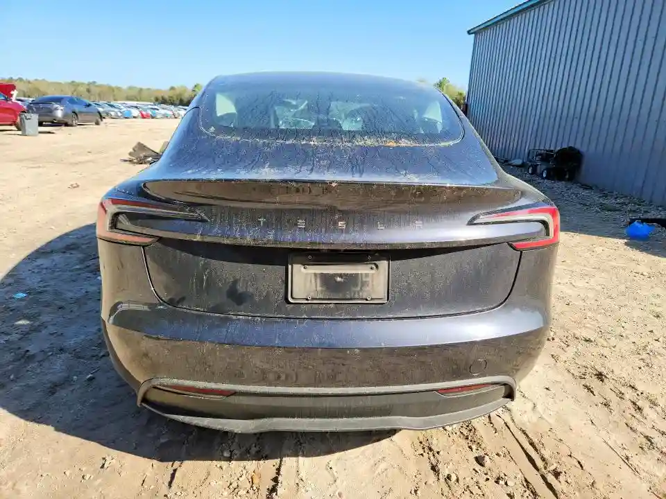 5YJ3E1EA9RF752672 2024 TESLA MODEL 3-5
