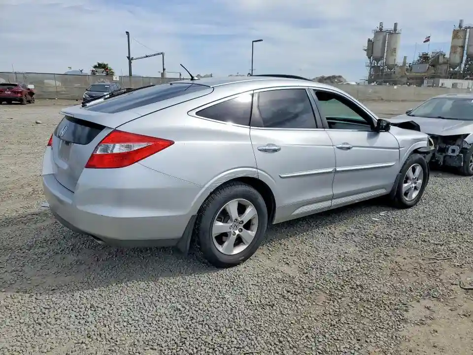 5J6TF1H36BL002766 2011 HONDA ACCORD-2