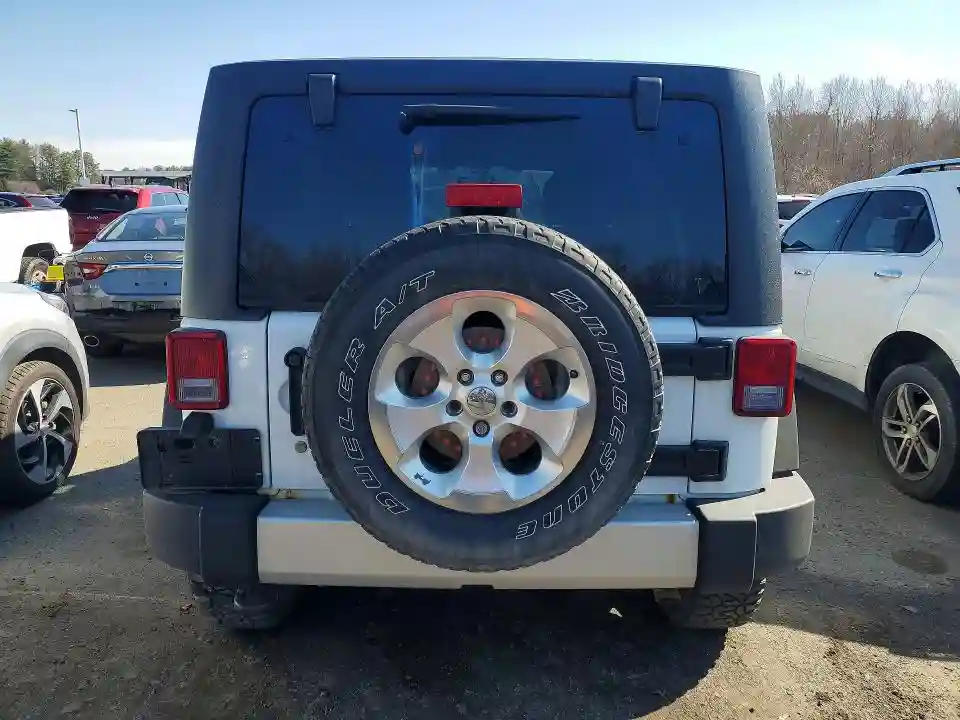 1C4HJWEG7FL689843 2015 JEEP WRANGLER-5