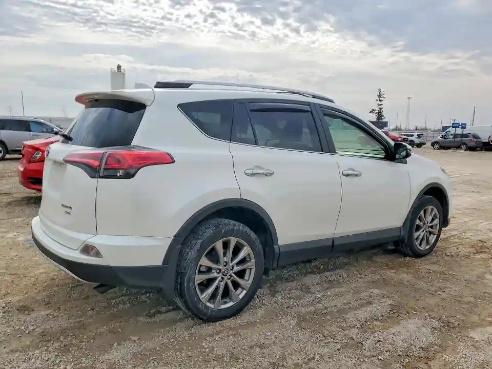 JTMDFREV3JD227167 2018 TOYOTA RAV4-2