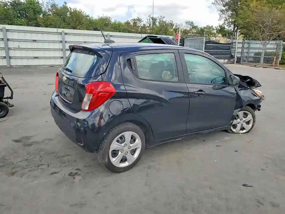KL8CB6SA8MC716657 2021 CHEVROLET SPARK-2