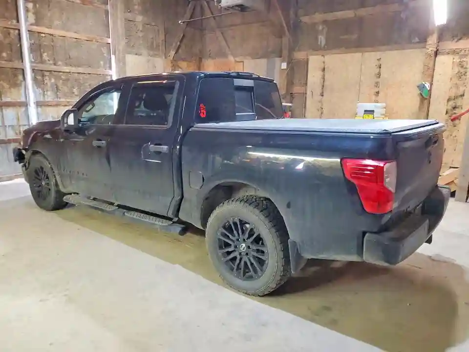 1N6AA1E56JN548758 2018 NISSAN TITAN-1