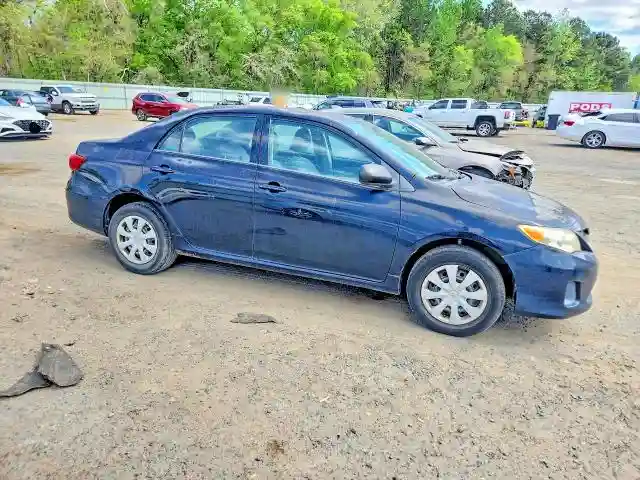 2T1BU4EEXBC637804 2011 TOYOTA COROLLA-3