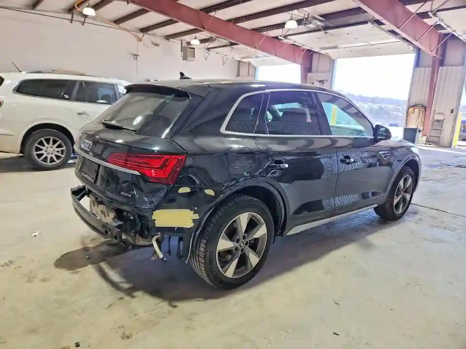 WA1ABAFY9P2015719 2023 AUDI Q5-2
