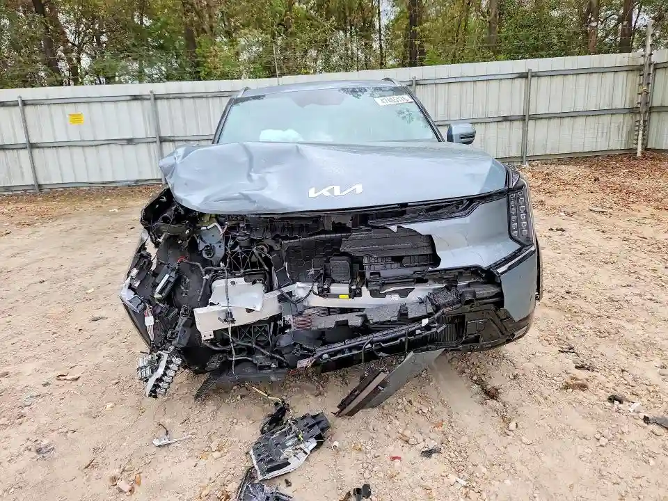 KNDADFS56R6026620 2024 KIA ALL OTHER-4