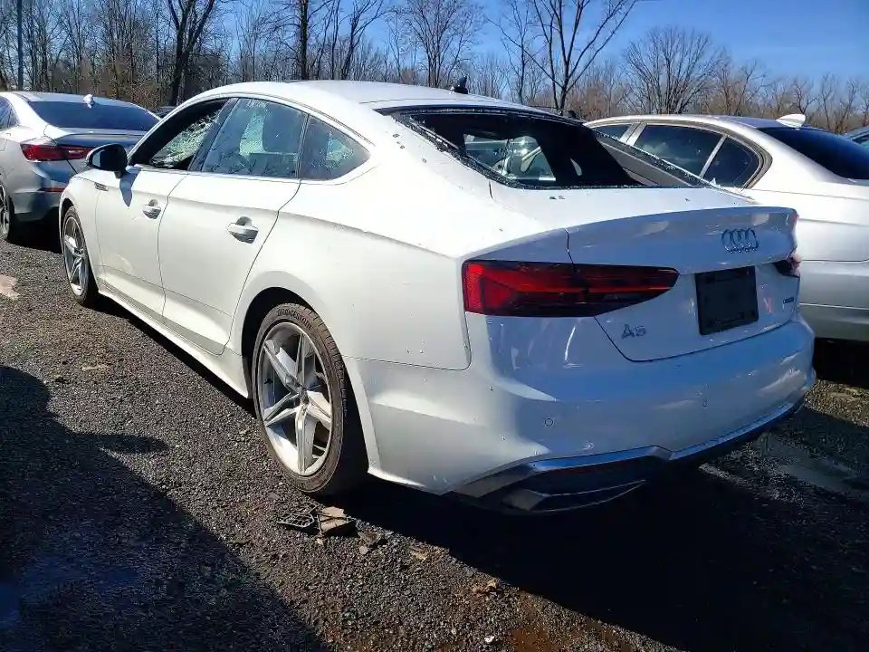 WAUDACF53MA039102 2021 AUDI A5-1