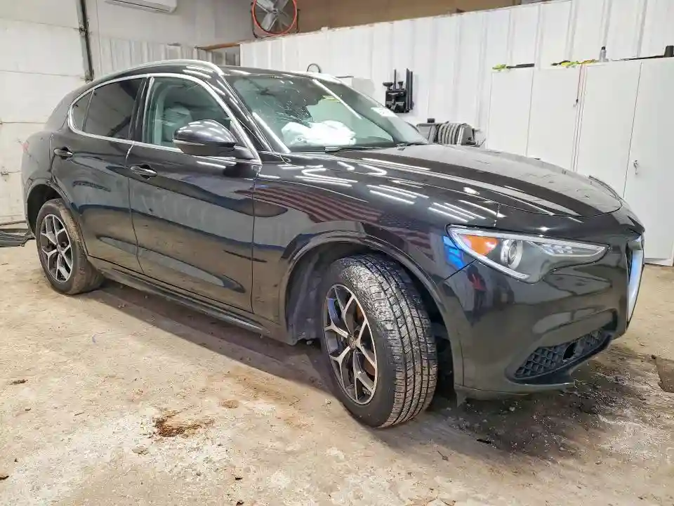 ZASPAKBN3M7C99973 2021 ALFA ROMEO STELVIO-3