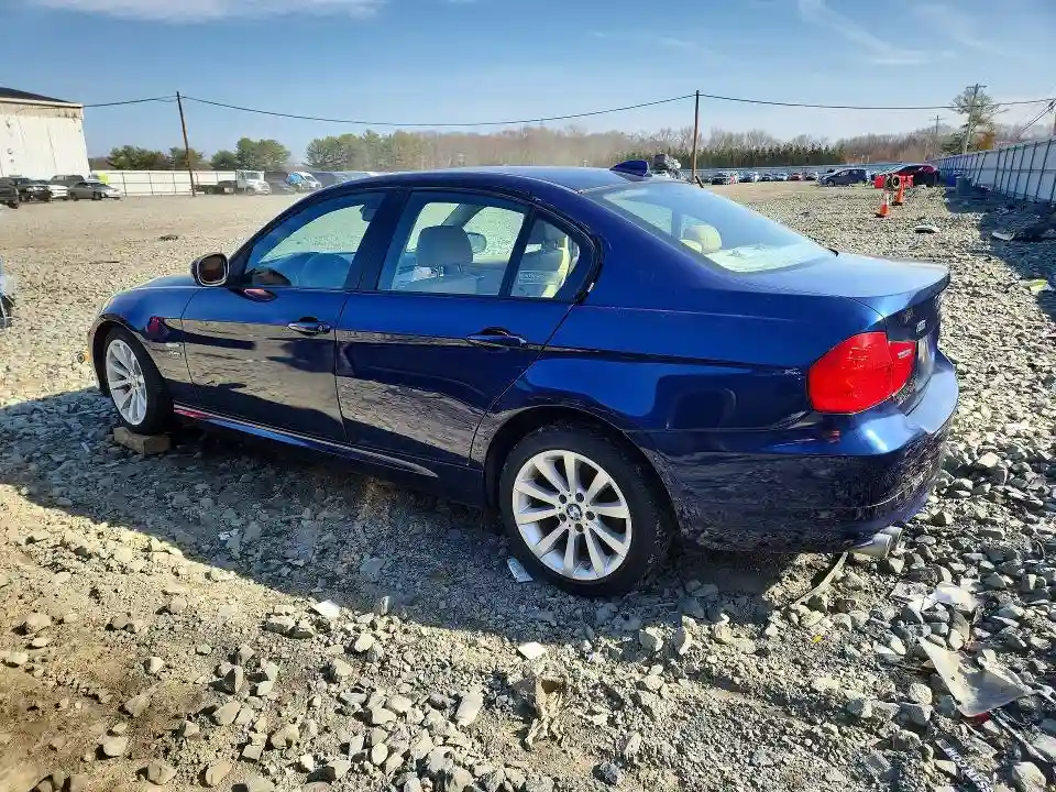 WBAPK5G53BNN31851 2011 BMW 3 SERIES-1