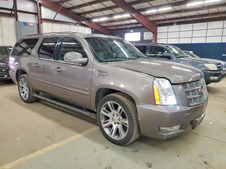 1GYS4JEF6DR312271 2013 CADILLAC ESCALADE-3