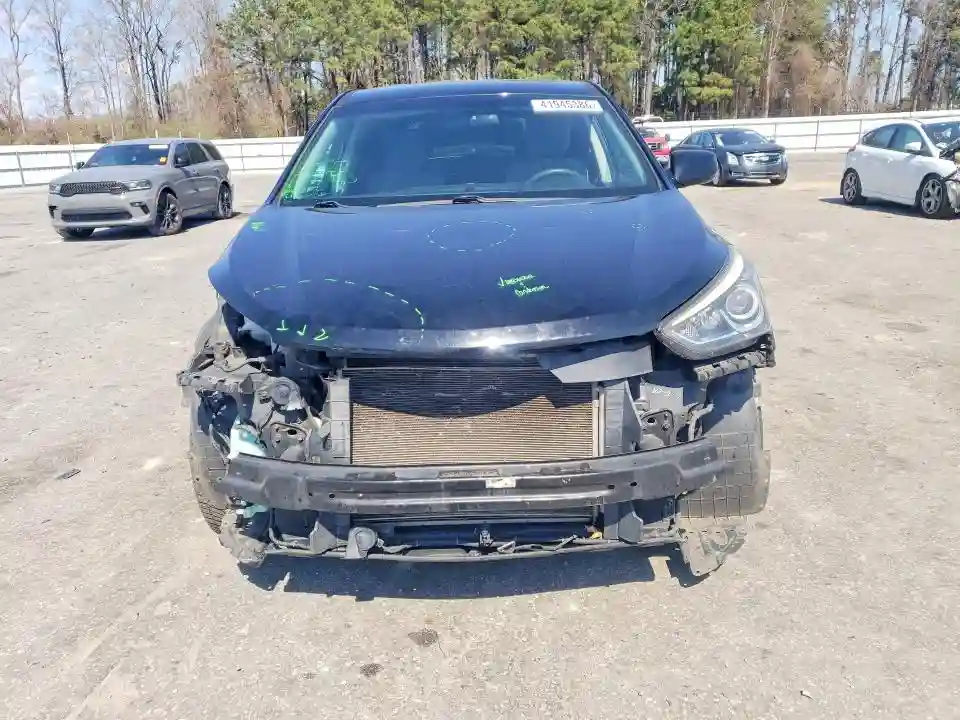 5XYZT3LB8HG437604 2017 HYUNDAI SANTA FE SPORT-4