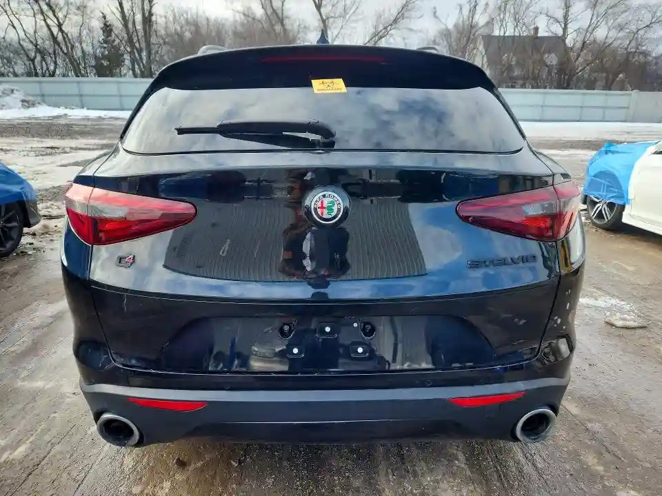 ZASFAKPN2J7B85172 2018 ALFA ROMEO STELVIO-5
