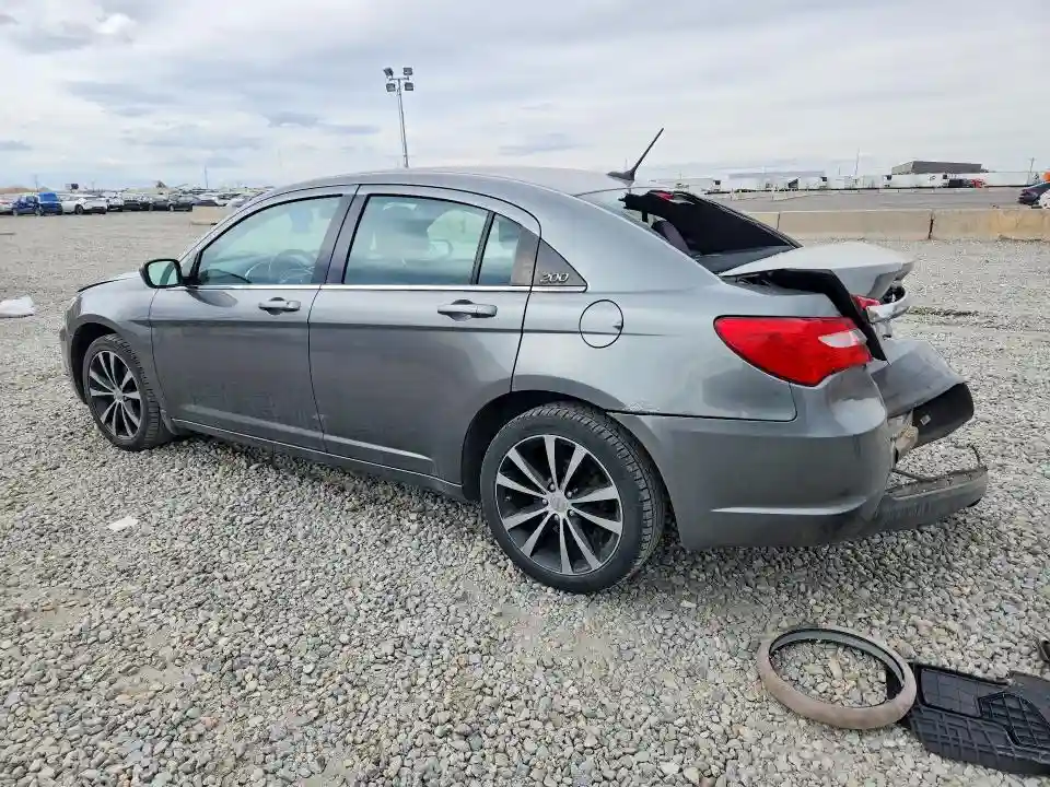 1C3CCBBG1DN718230 2013 CHRYSLER 200-1