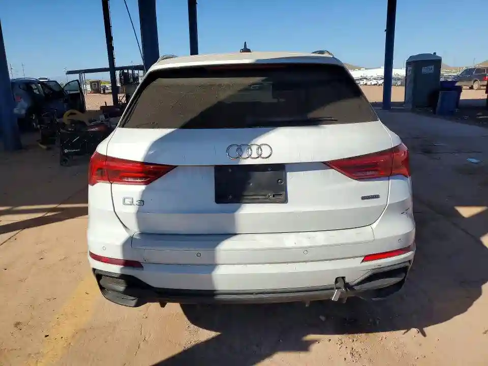 WA1DECF34L1097993 2020 AUDI Q3-5