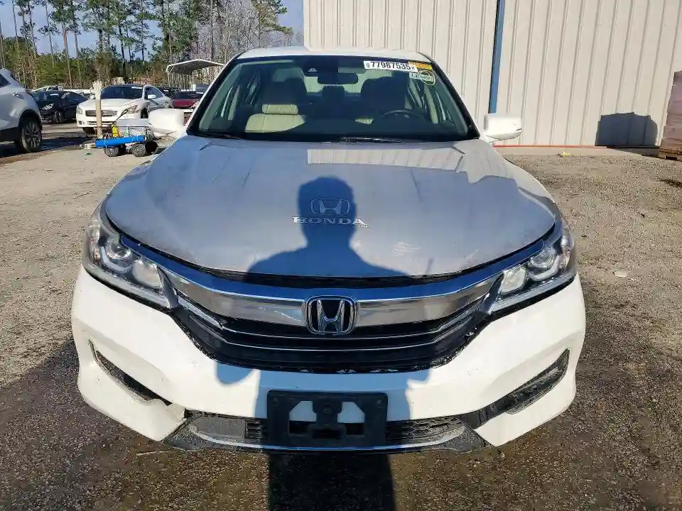 JHMCR6F31HC017311 2017 HONDA ACCORD-4