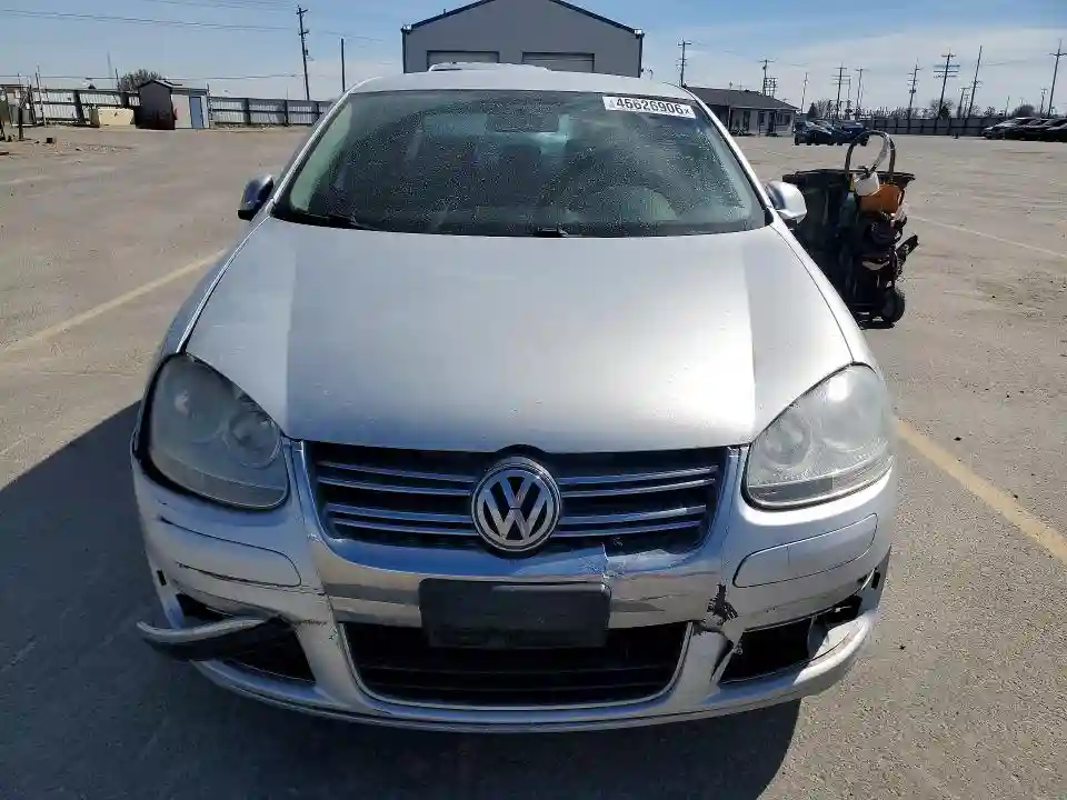 3VWAL8AJ1AM031772 2010 VOLKSWAGEN JETTA-4